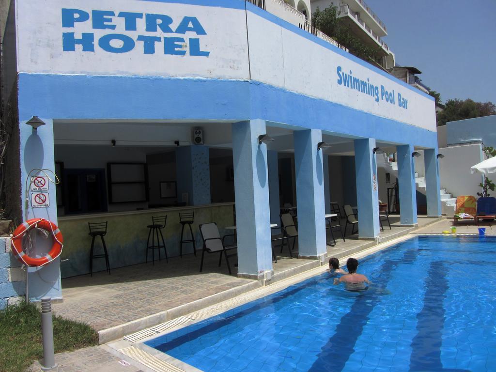 Petra Hotel Agia Galini Exterior foto