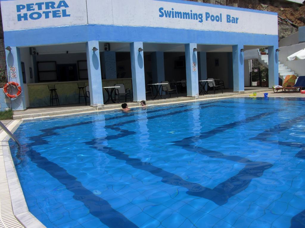 Petra Hotel Agia Galini Exterior foto