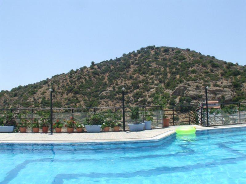 Petra Hotel Agia Galini Exterior foto