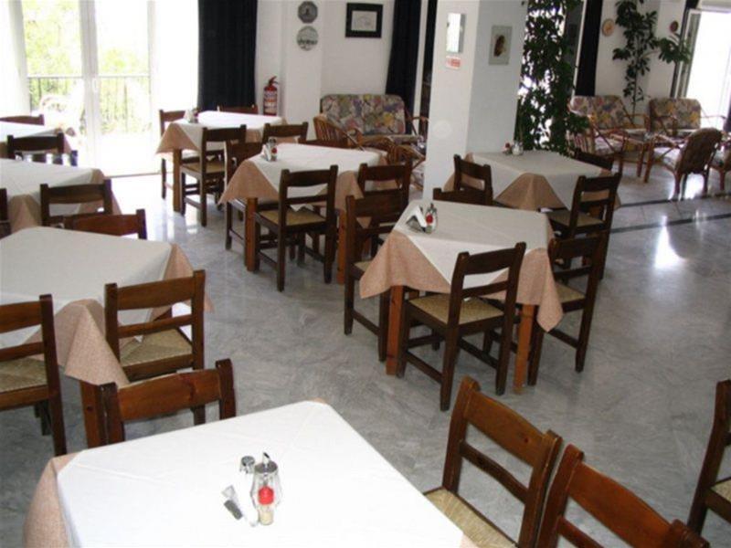 Petra Hotel Agia Galini Exterior foto